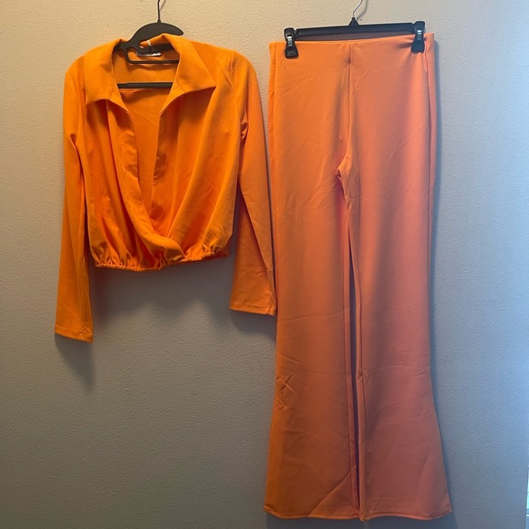 ZARA 2PIECES CROSSOVER FLOWY TOP AND PANTS WITH SIDE VENTS. - Picture 15 of 15